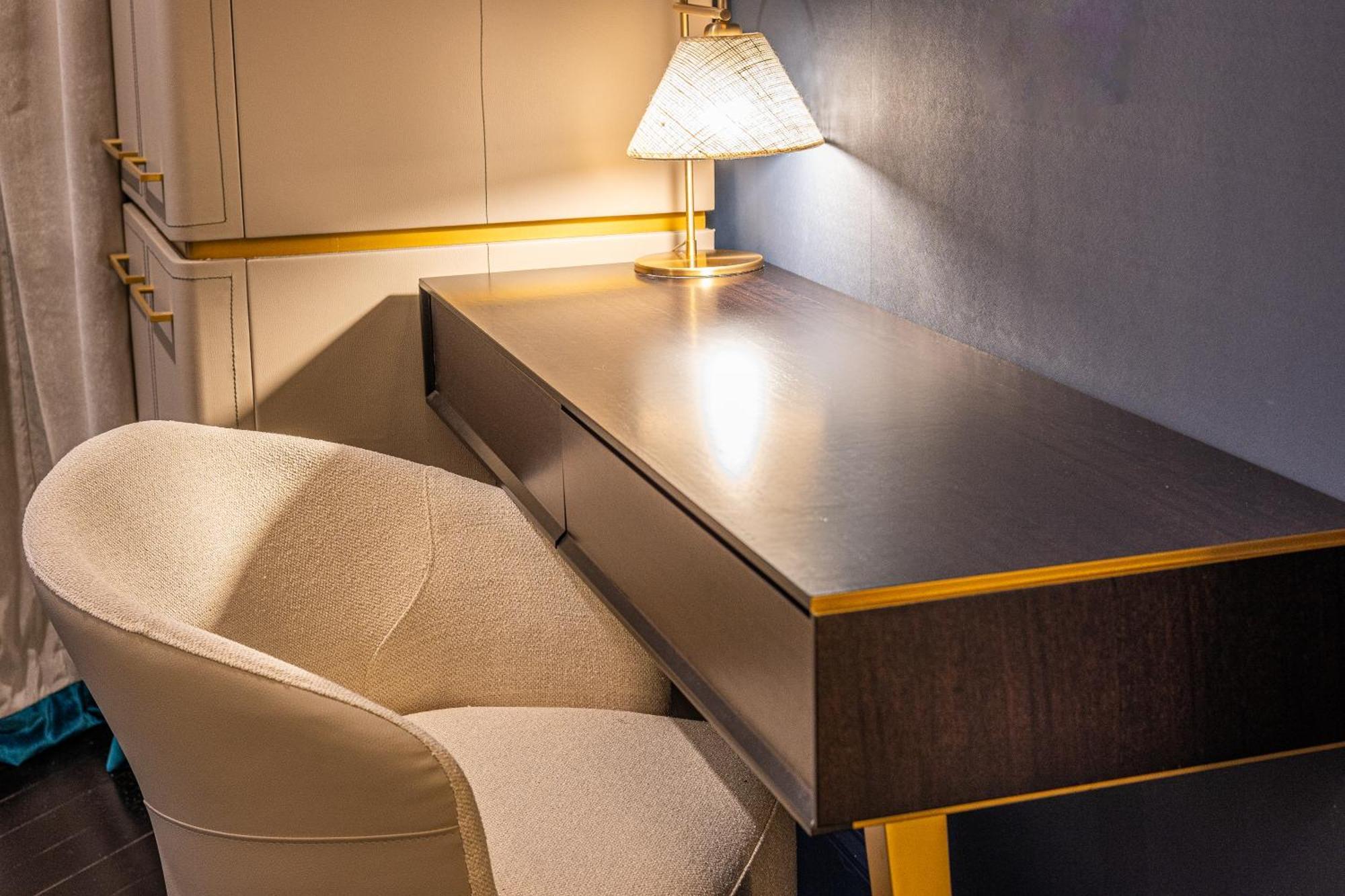 Suite Deluxe con 1 Letto King-Size e Vista Piazza Sveta Nedelya