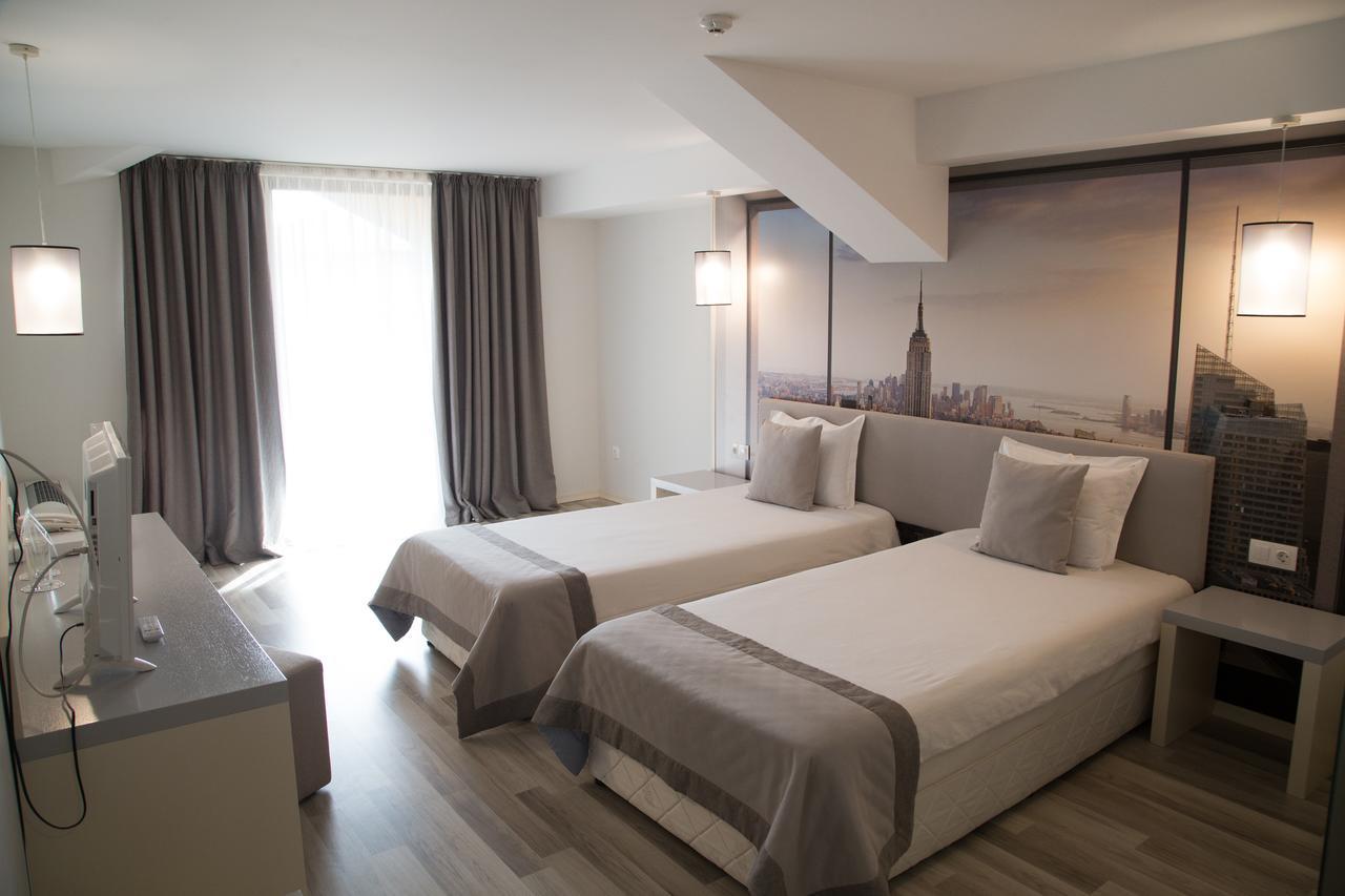 Deluxe Tweepersoonskamer met 2 Aparte Bedden