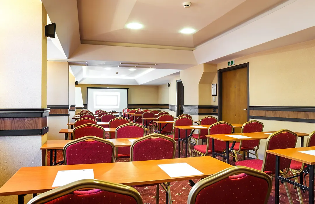 Best Western Plus Bristol Hotel-1