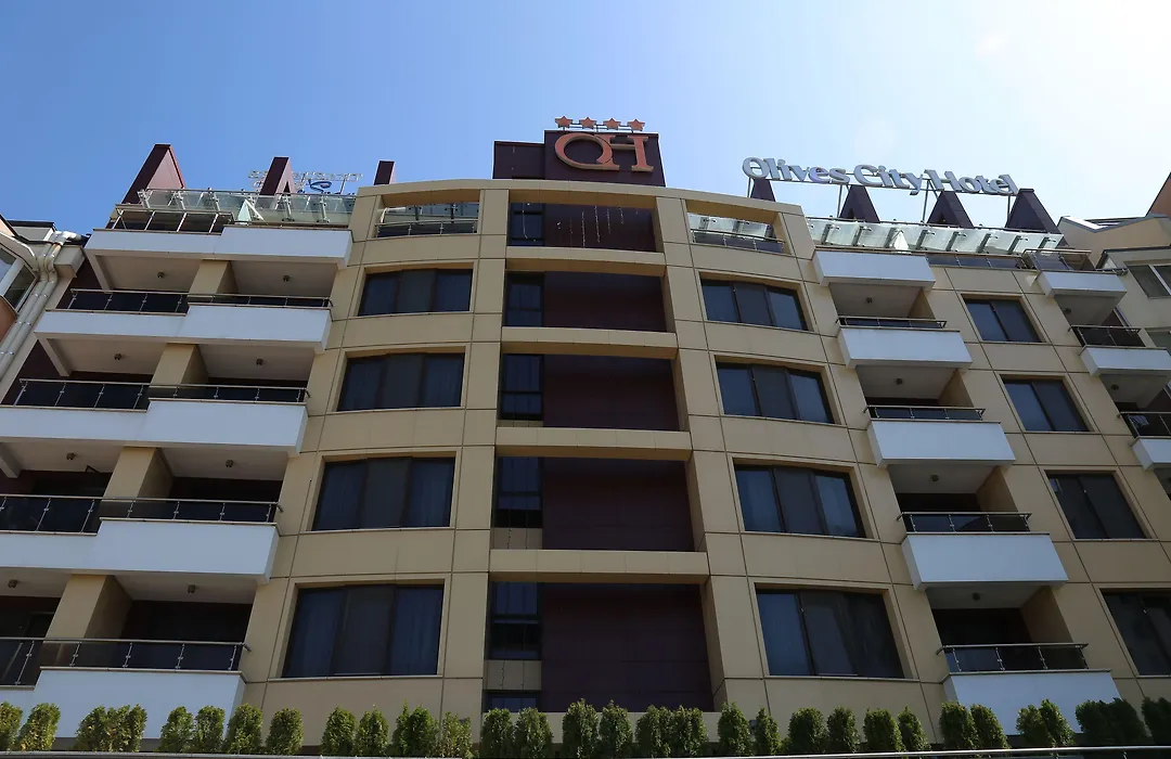 Best Western Plus Olives City Hotel - Free Pool & Parking-1